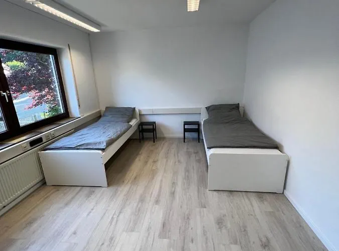 Olymp Wettenberg - Monteurzimmer * Launsbach